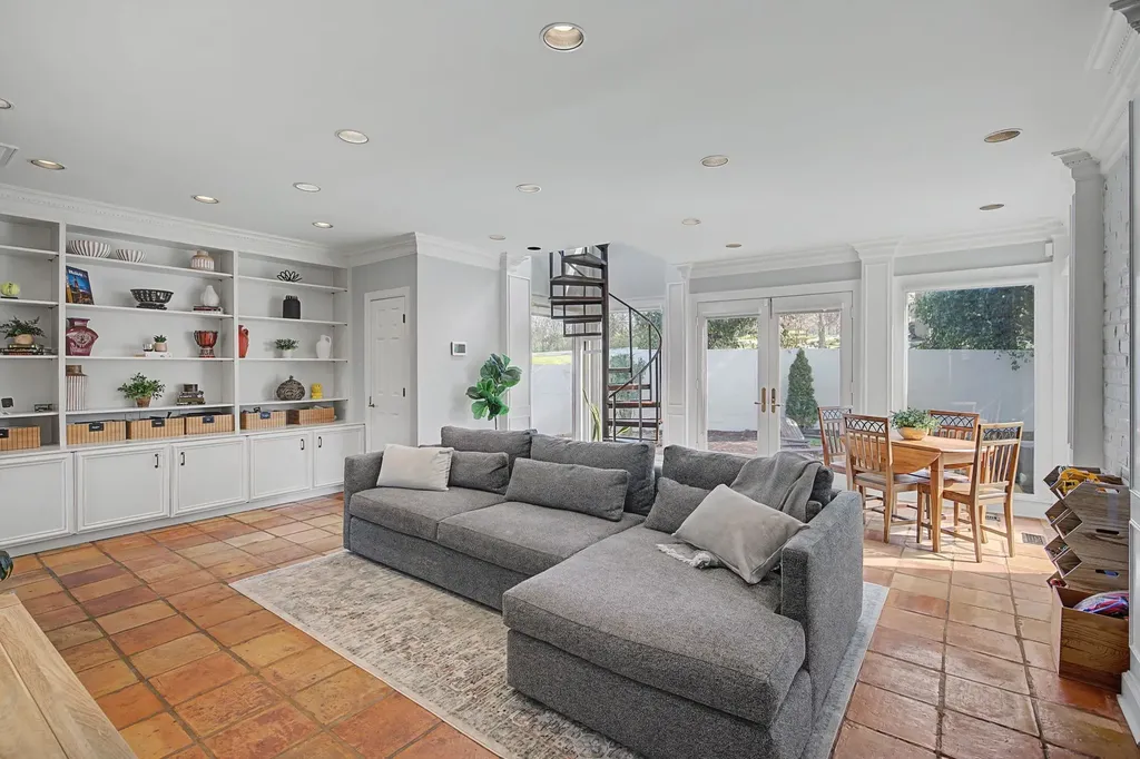 2116 Golf Club Lane Nashville TN 37215