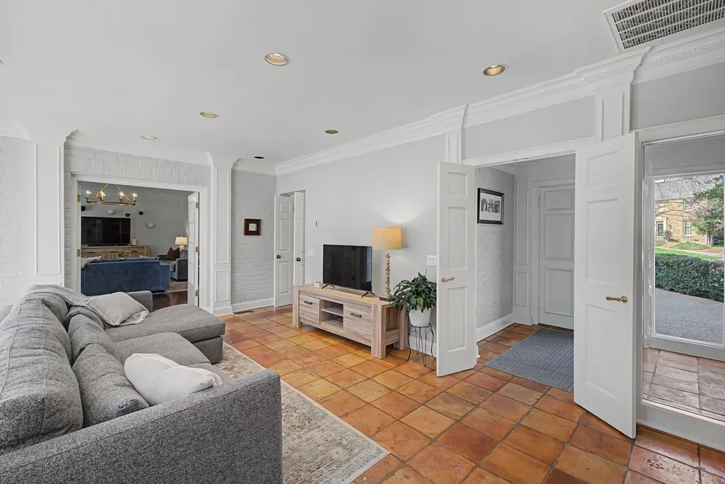 2116 Golf Club Lane Nashville TN 37215