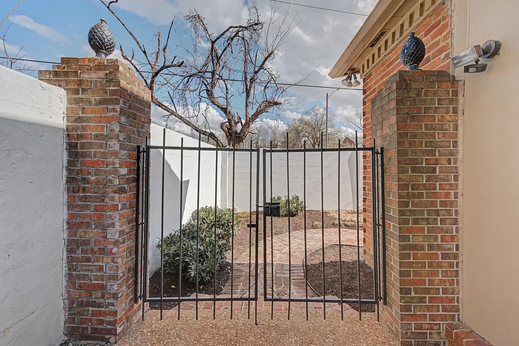 2116 Golf Club Lane Nashville TN 37215