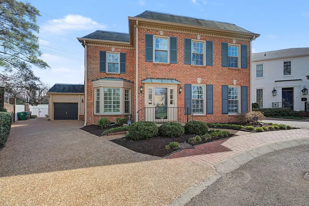 2116 Golf Club Lane Nashville TN 37215
