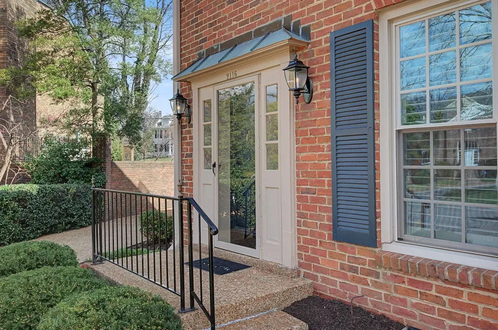 2116 Golf Club Lane Nashville TN 37215