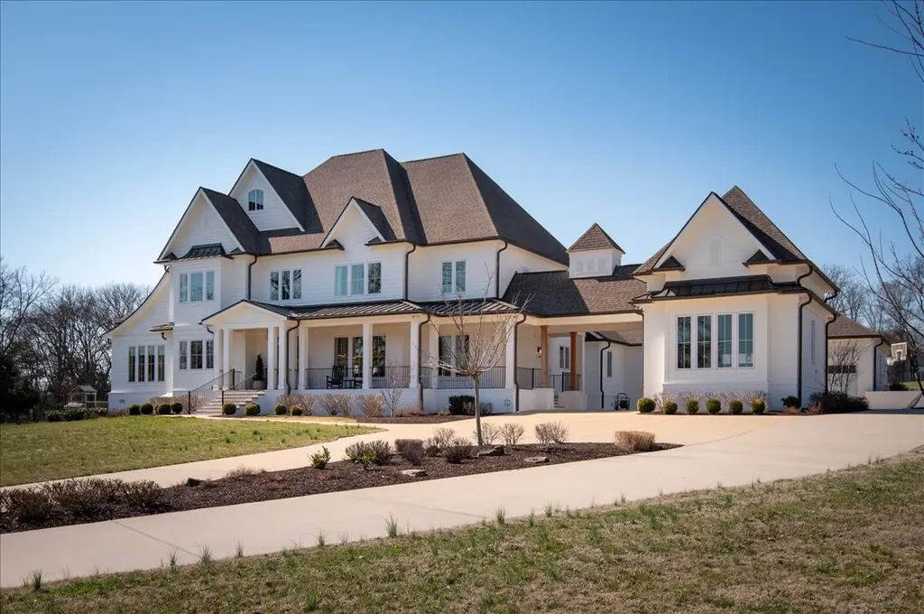 201 Palmer Circle Lebanon TN 37090