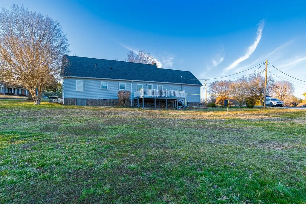 201 Chadwick Drive Fayetteville TN 37334