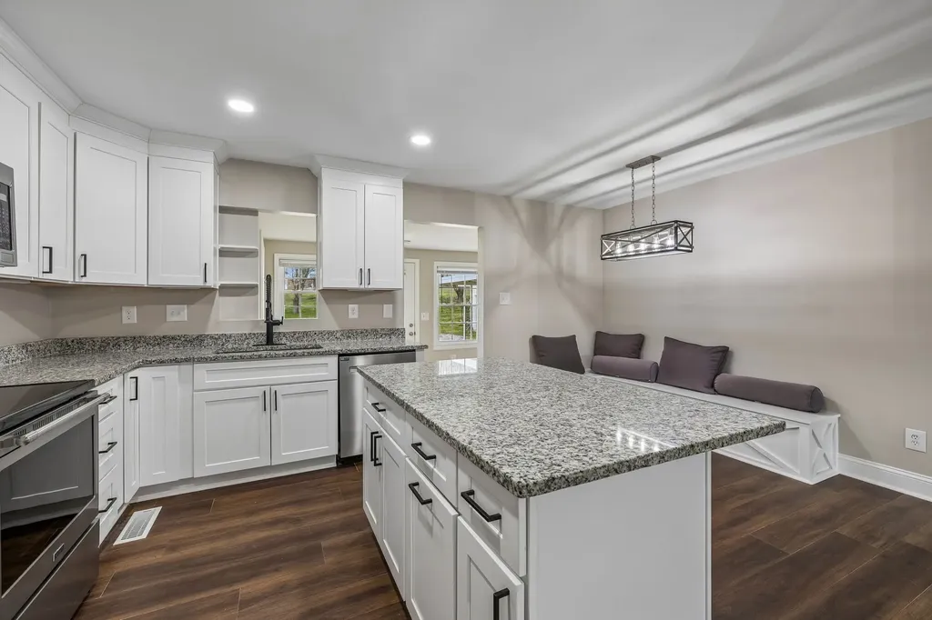 3971 Cantebury Drive Culleoka TN 38451
