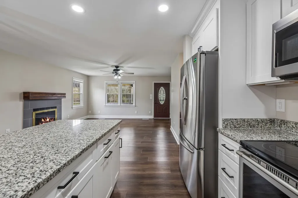 3971 Cantebury Drive Culleoka TN 38451
