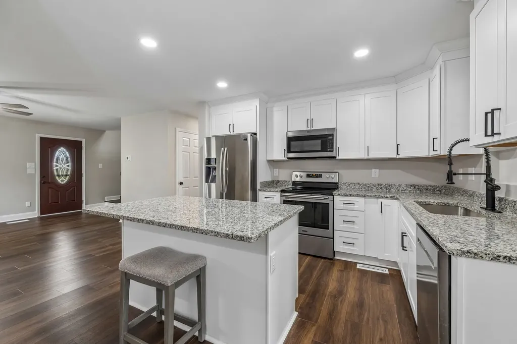 3971 Cantebury Drive Culleoka TN 38451