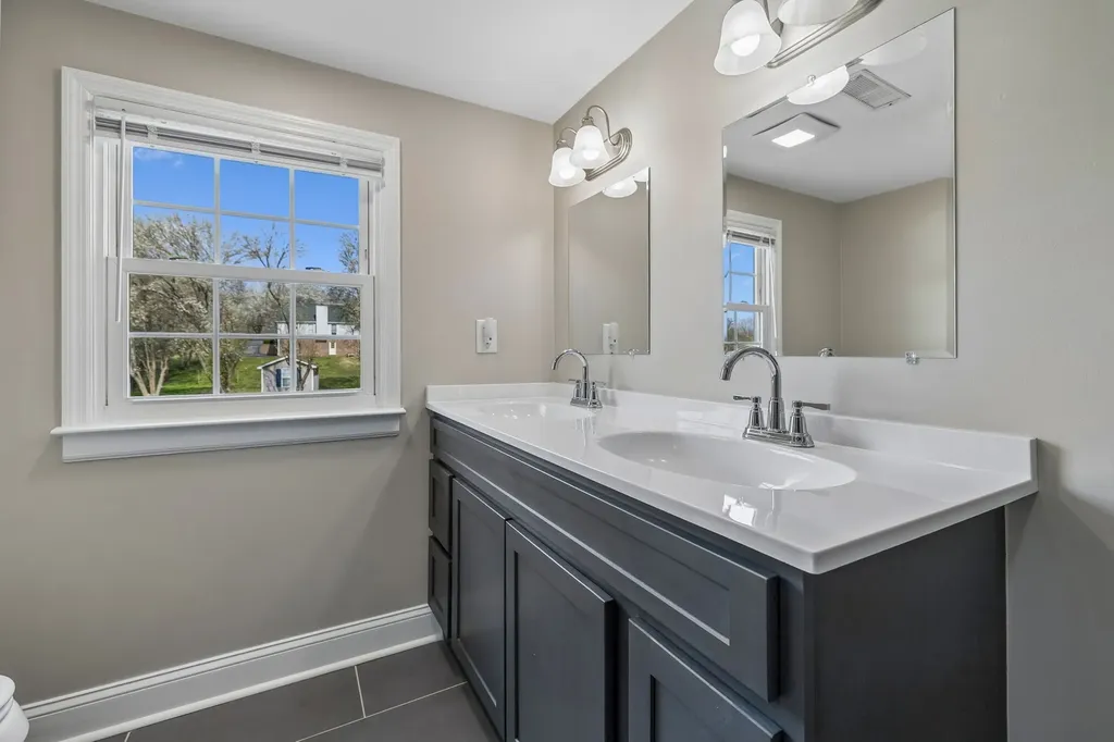 3971 Cantebury Drive Culleoka TN 38451
