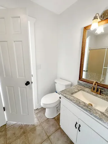 1041 Old Mount Vernon Road Bethpage TN 37022