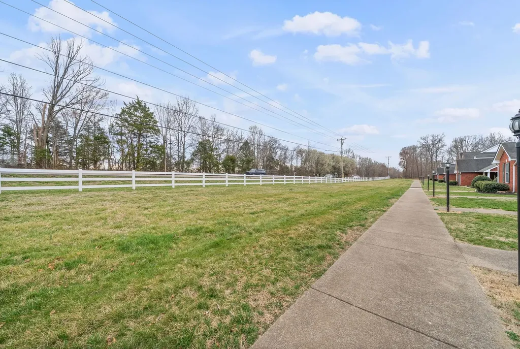 207 Bailey Lane Pleasant View TN 37146