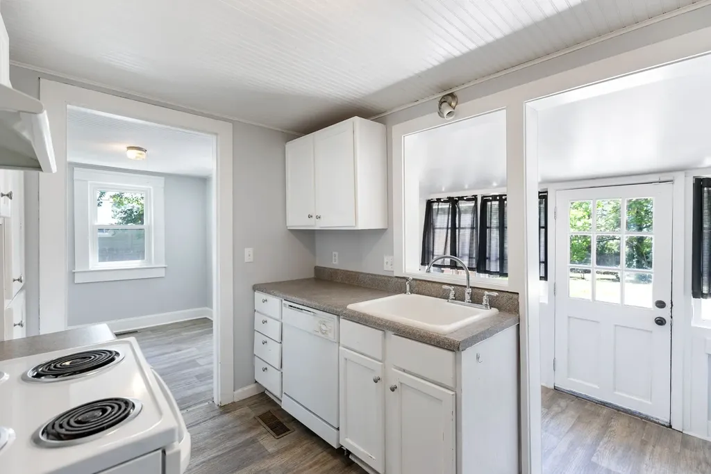 1512 Meridian Street Nashville TN 37207