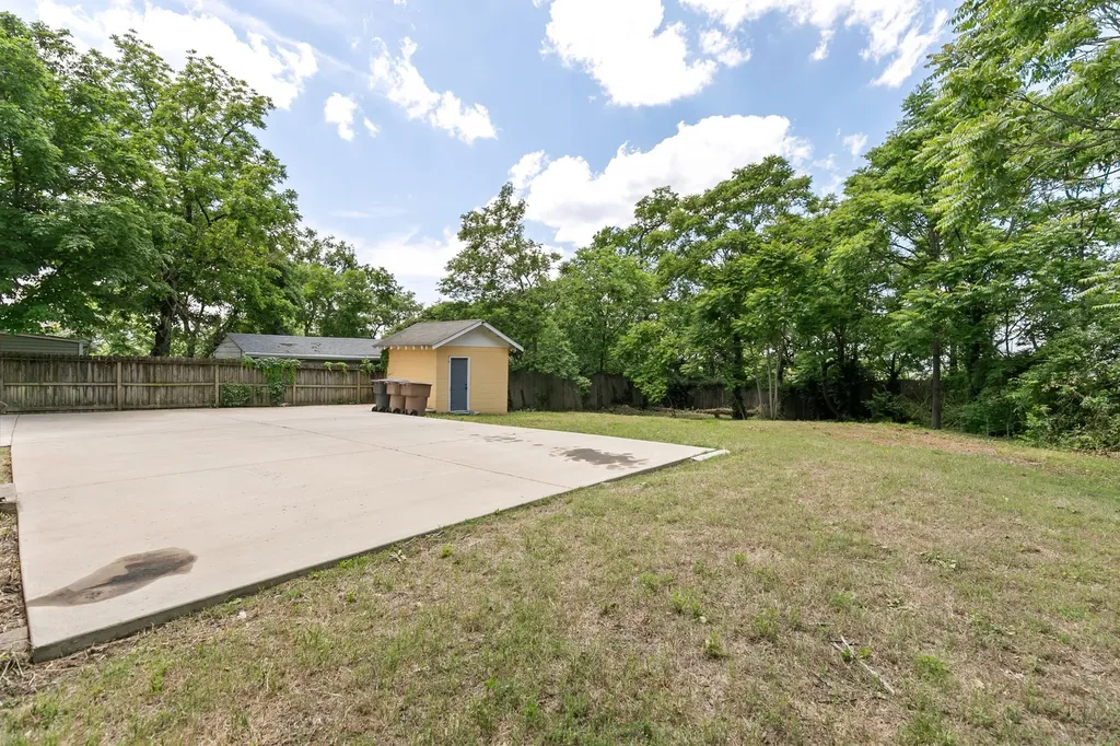1512 Meridian Street Nashville TN 37207