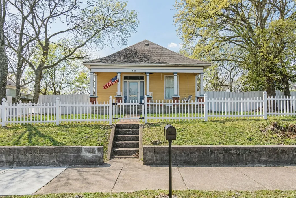 1512 Meridian Street Nashville TN 37207
