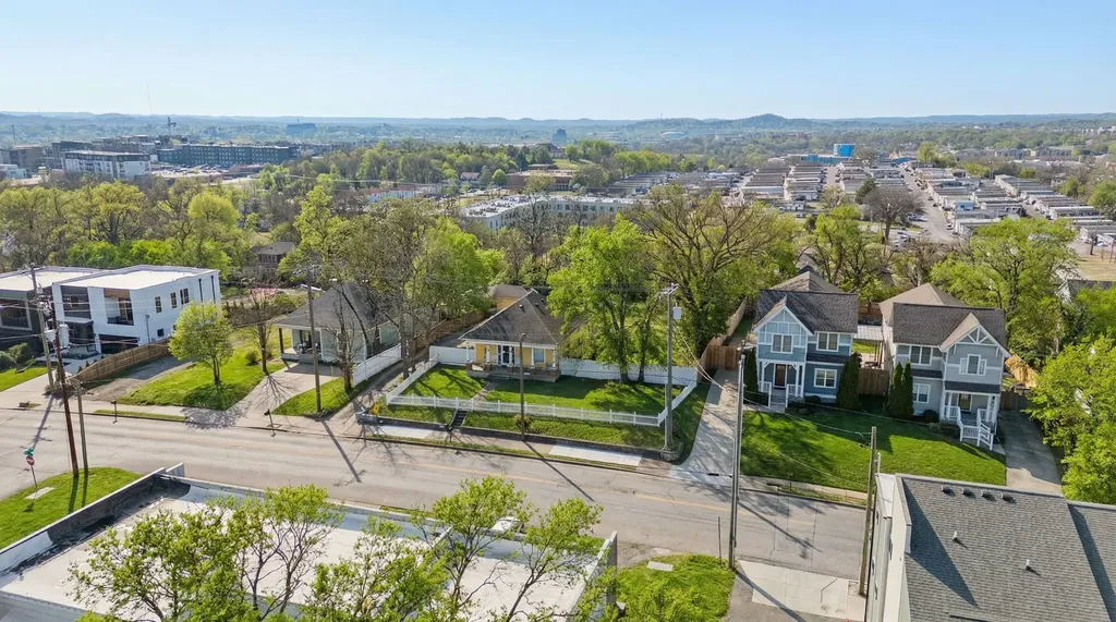 1512 Meridian Street Nashville TN 37207