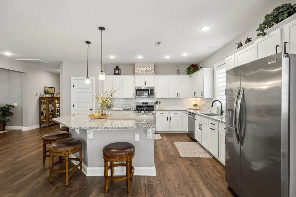 206 Woodhall Court White House TN 37188