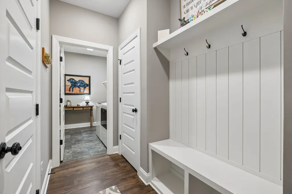 206 Woodhall Court White House TN 37188