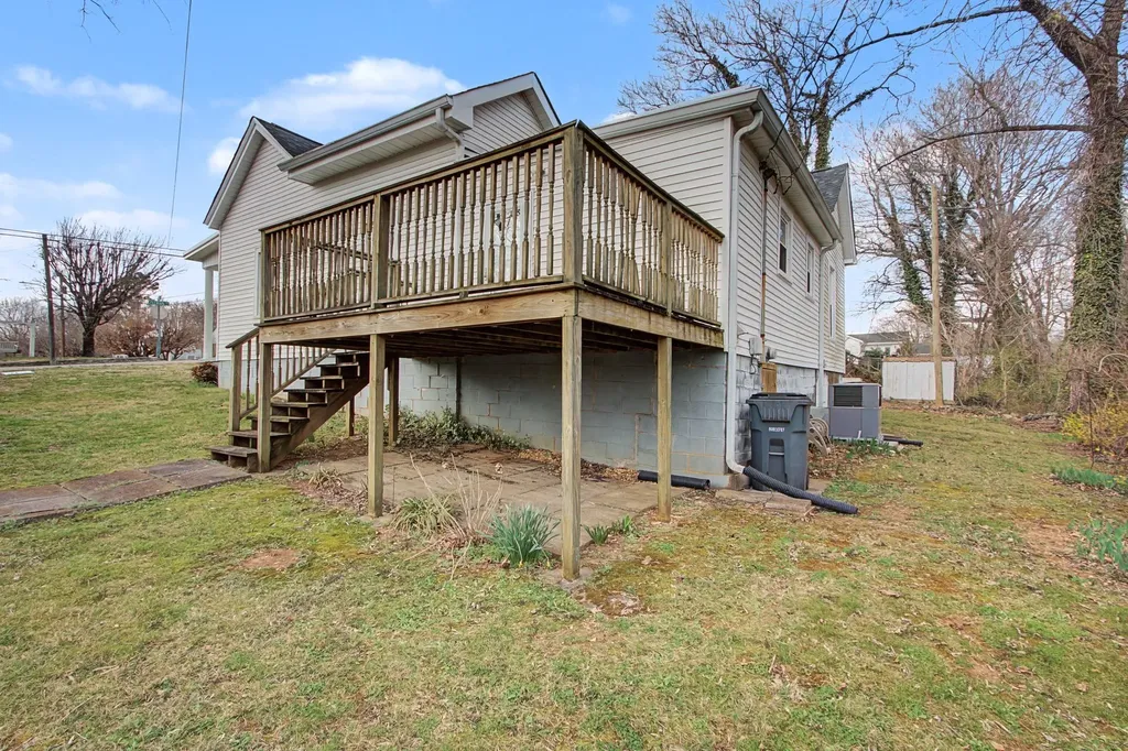 704 Fleming Street Columbia TN 38401