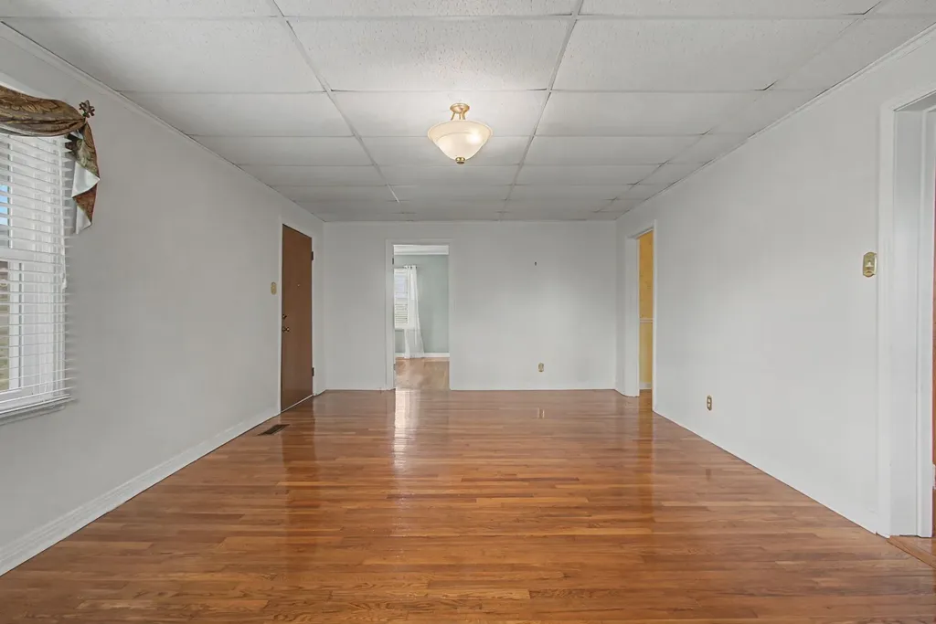 704 Fleming Street Columbia TN 38401