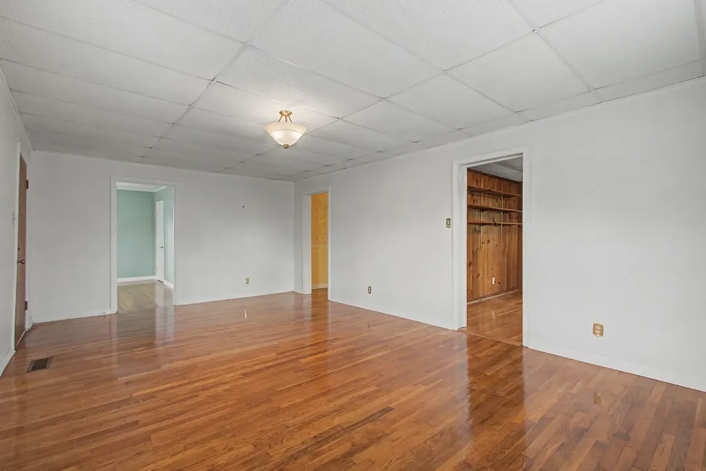 704 Fleming Street Columbia TN 38401