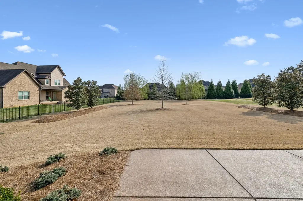 23 Morgan Lane Lebanon TN 37087
