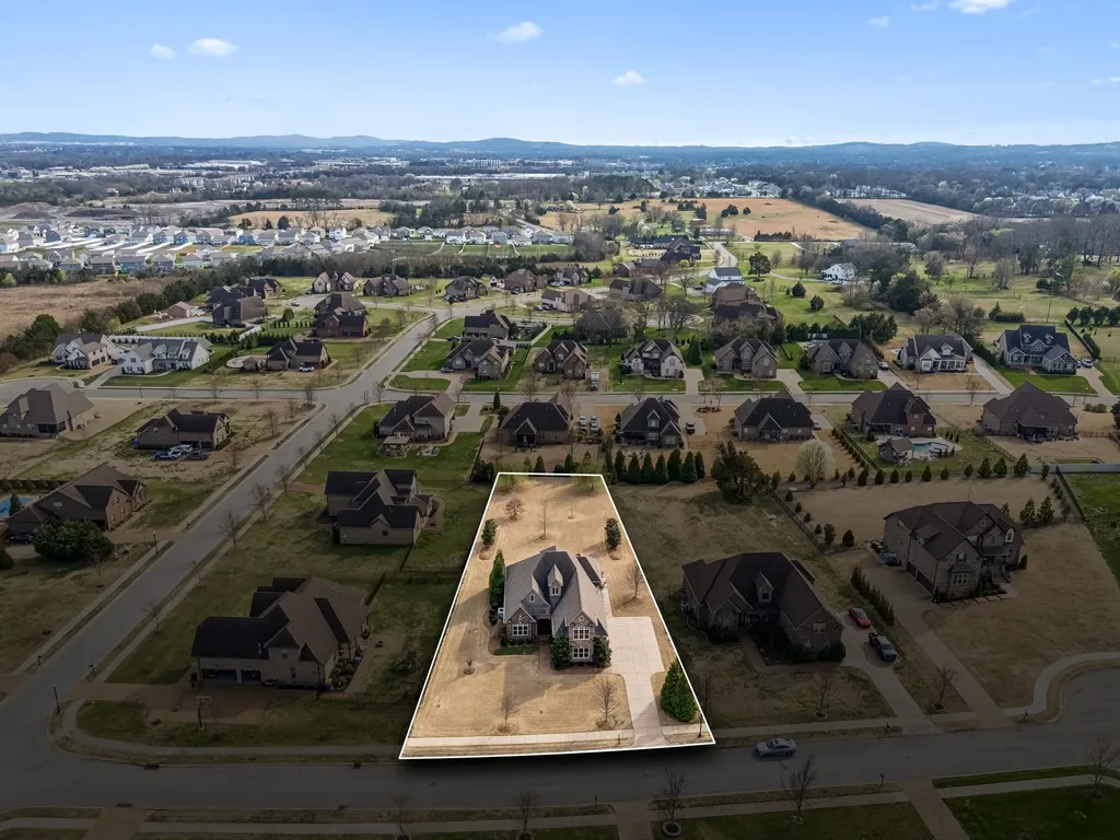 23 Morgan Lane Lebanon TN 37087