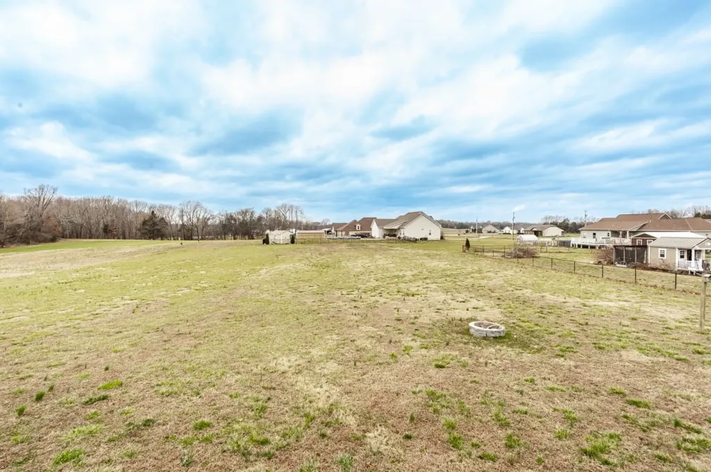 1699 Rapids Road Portland TN 37148