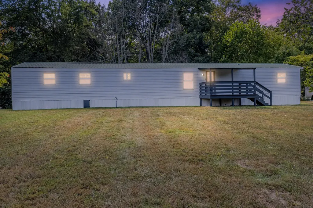 4037 Weston Drive White House TN 37188