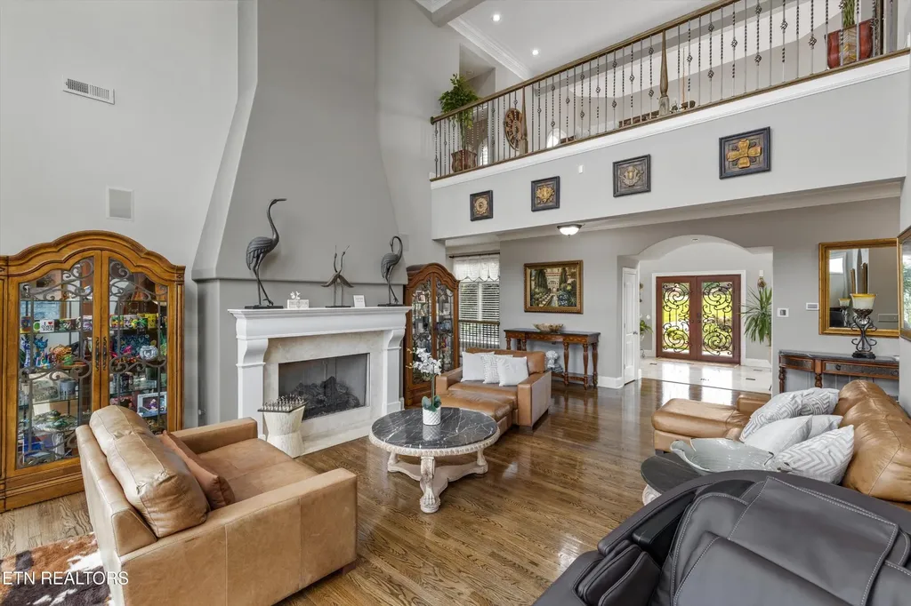 3801 Jackson Bend Drive Louisville TN 37777