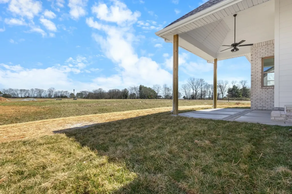 109 Aspen Pine Drive Clarksville TN 37043