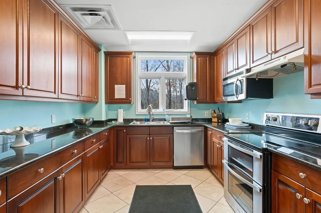 400 Warioto Way Ashland City TN 37015