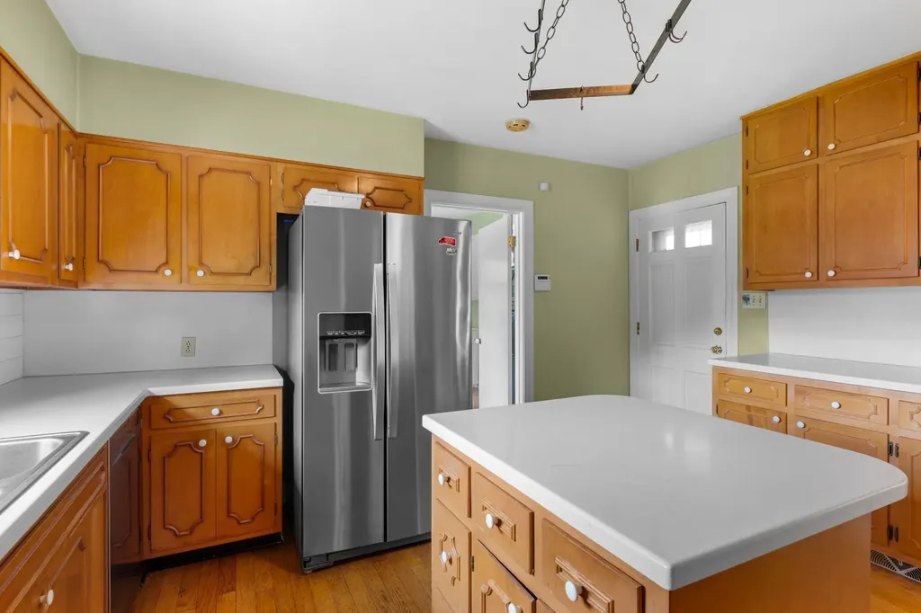 305 Castle Heights Avenue Lebanon TN 37087