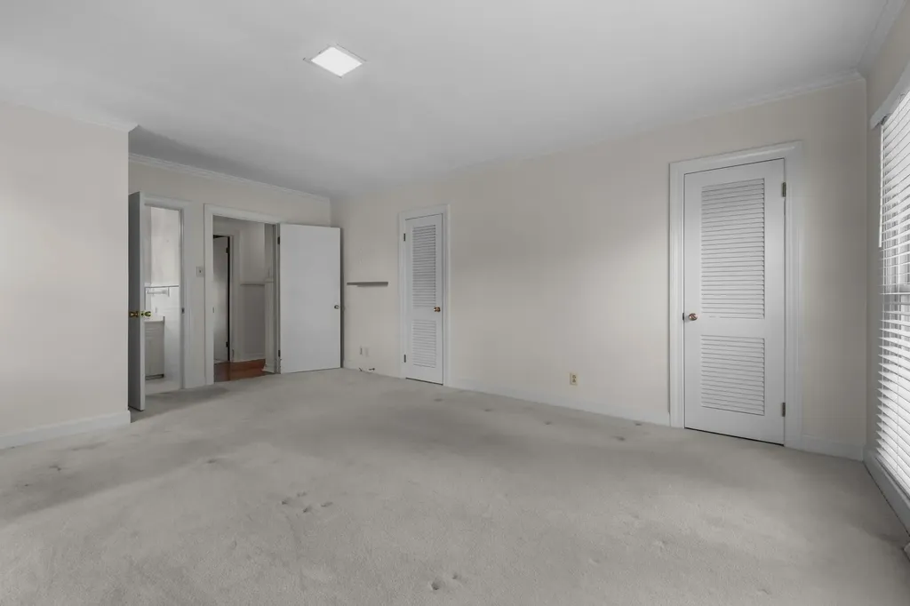 305 Castle Heights Avenue Lebanon TN 37087