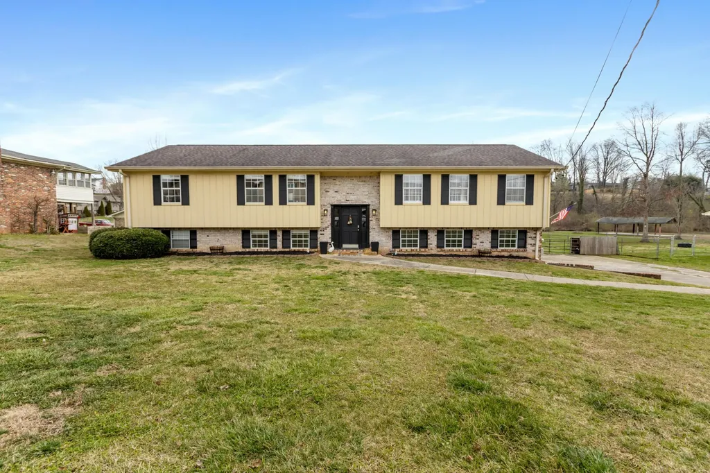 2712 Saint Lawrence Road Chattanooga TN 37421
