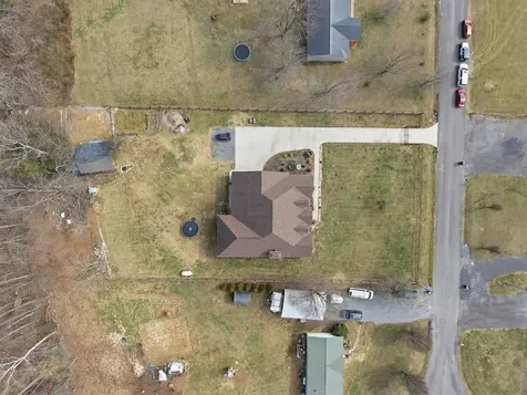 124 Gettysburg Lane Lafayette TN 37083