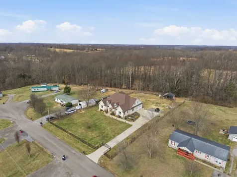 124 Gettysburg Lane Lafayette TN 37083