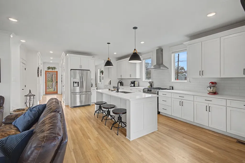 1517 Jones Avenue Nashville TN 37207