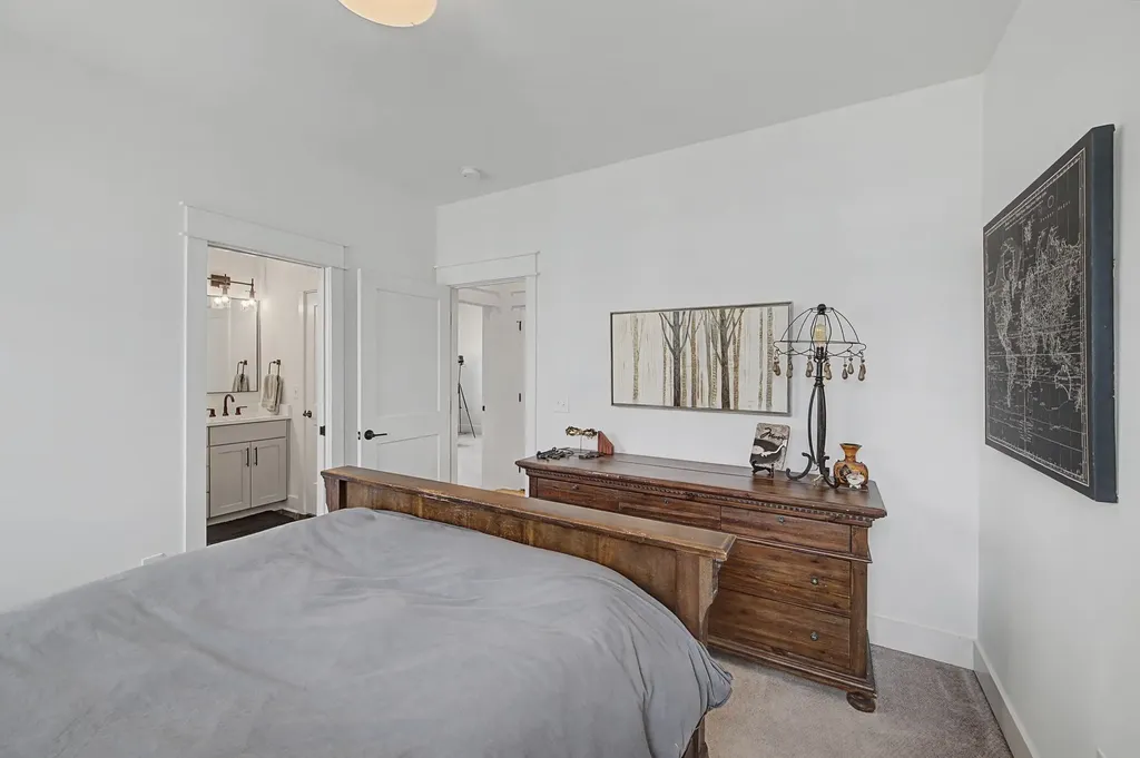 1517 Jones Avenue Nashville TN 37207