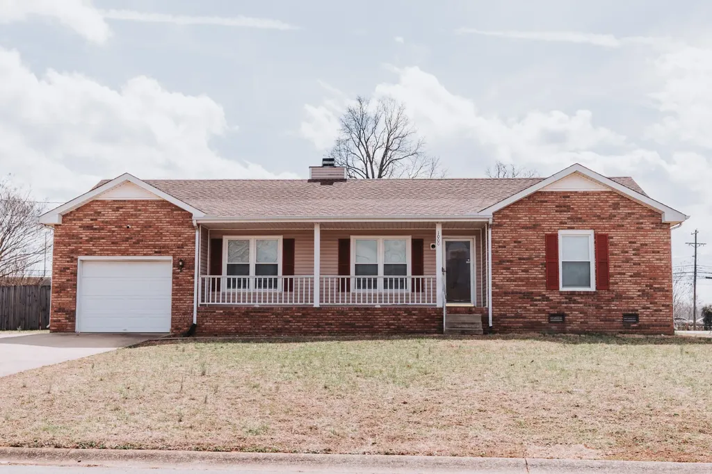 1000 Monica Drive Clarksville TN 37042
