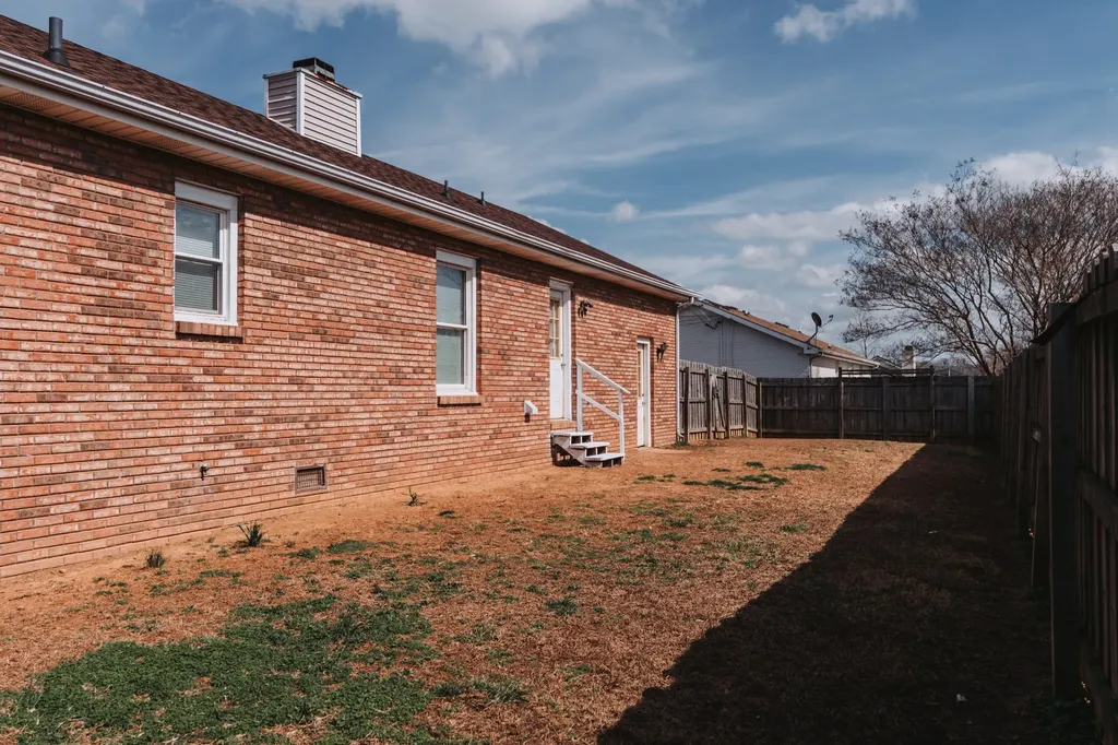 1000 Monica Drive Clarksville TN 37042