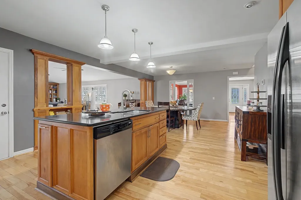 5032 Twin Lakes Drive Old Hickory TN 37138