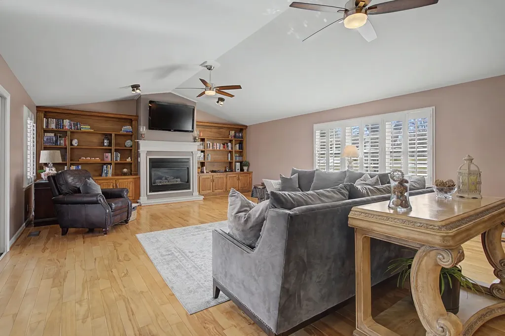 5032 Twin Lakes Drive Old Hickory TN 37138