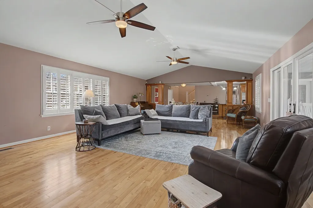 5032 Twin Lakes Drive Old Hickory TN 37138