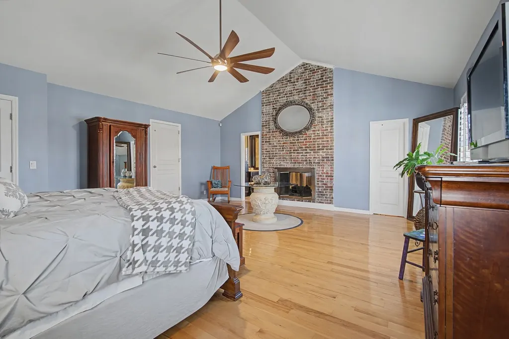 5032 Twin Lakes Drive Old Hickory TN 37138