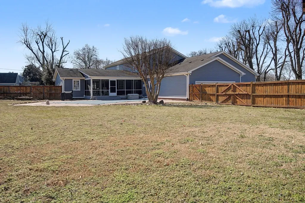 5032 Twin Lakes Drive Old Hickory TN 37138
