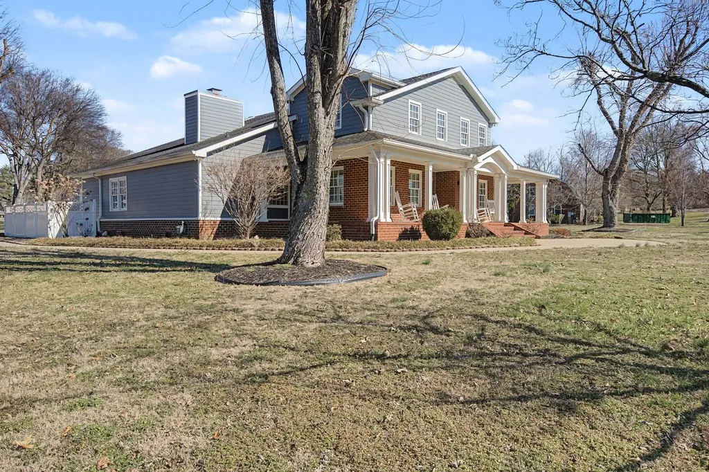 5032 Twin Lakes Drive Old Hickory TN 37138