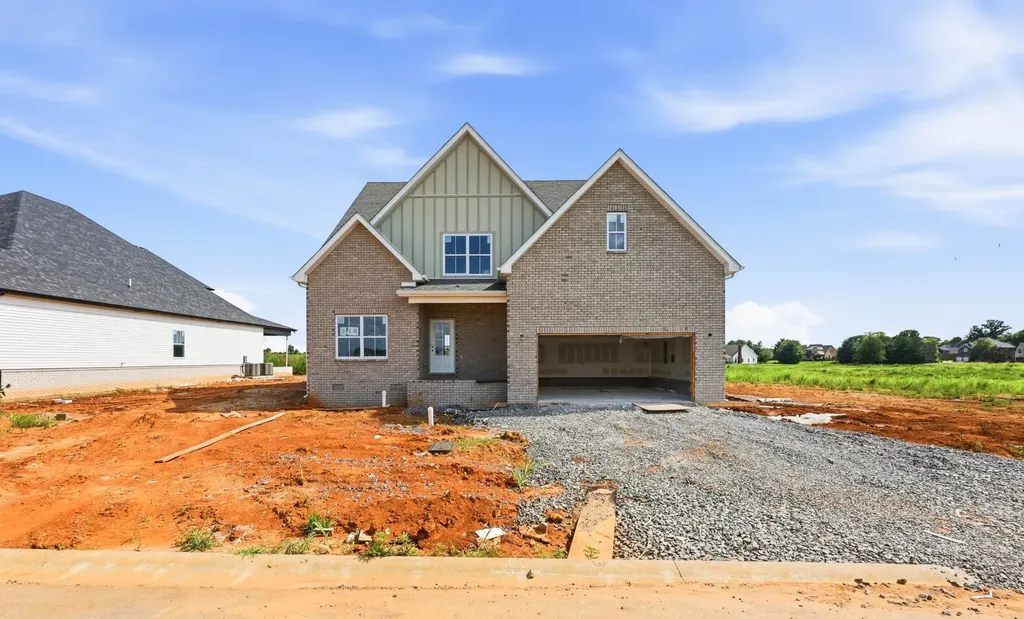210 Low Plains Lane Clarksville TN 37043
