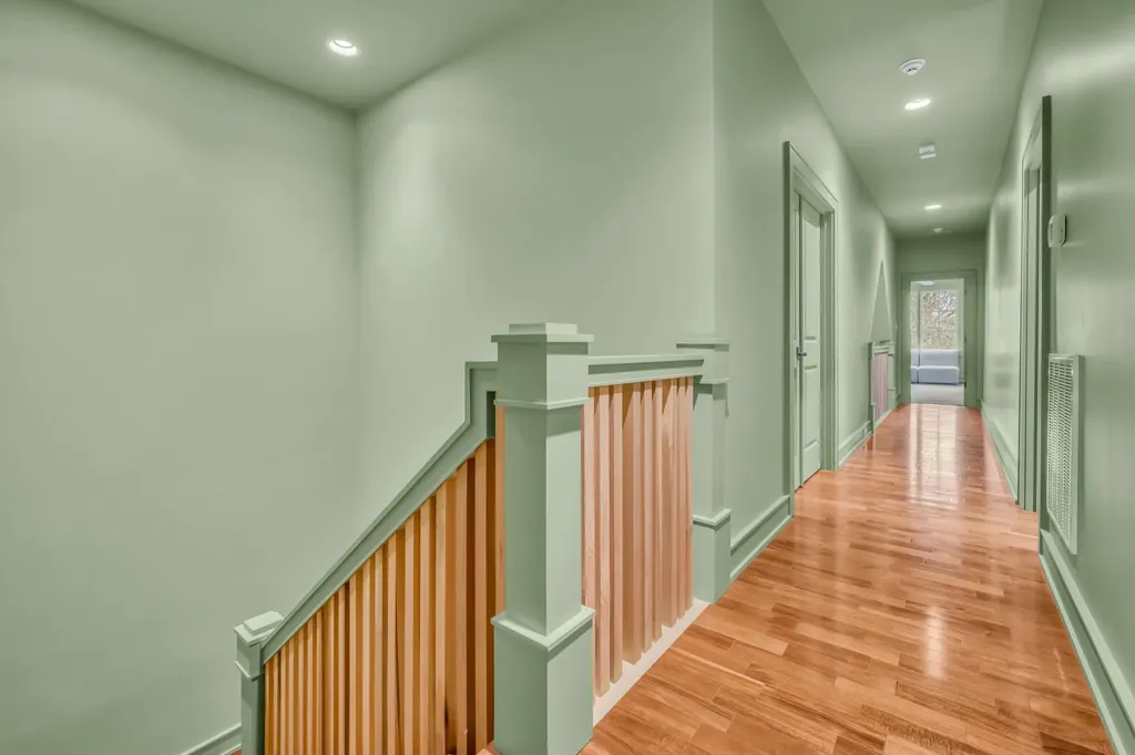 2080 Nashville Highway Columbia TN 38401