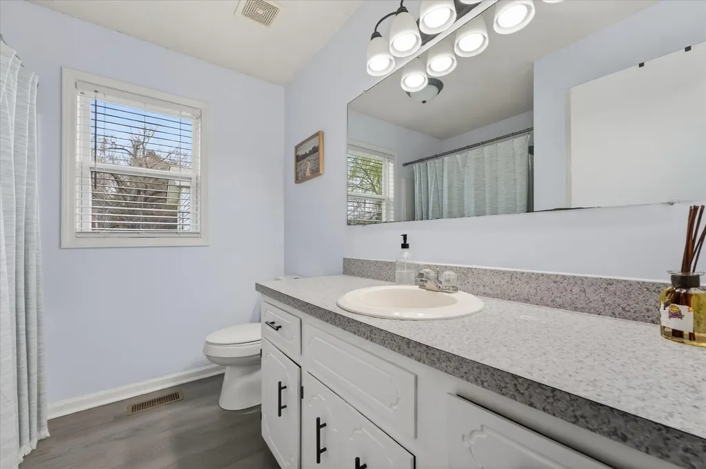 1485 Sunshine Drive Clarksville TN 37042