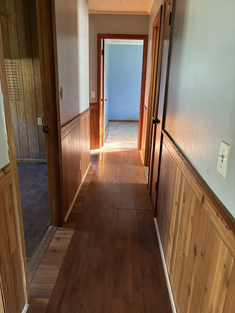 1711 N Grundy Quarles Highway Gainesboro TN 38562