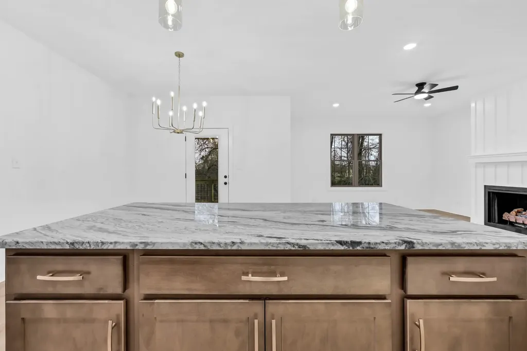 52 West Drive Clarksville TN 37040