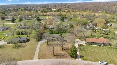 203 Twelve Oaks Road Tullahoma TN 37388